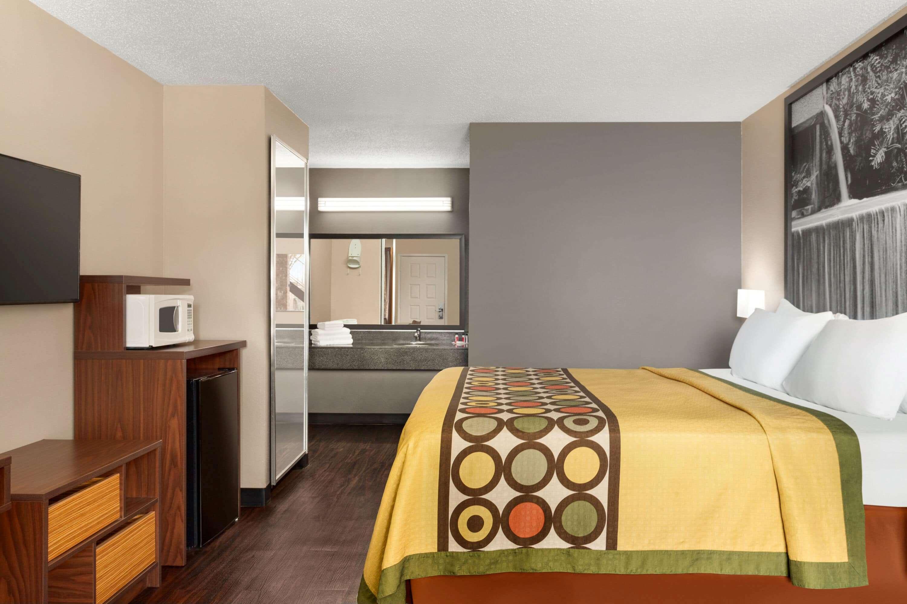 Super 8 By Wyndham Universal City Exteriér fotografie