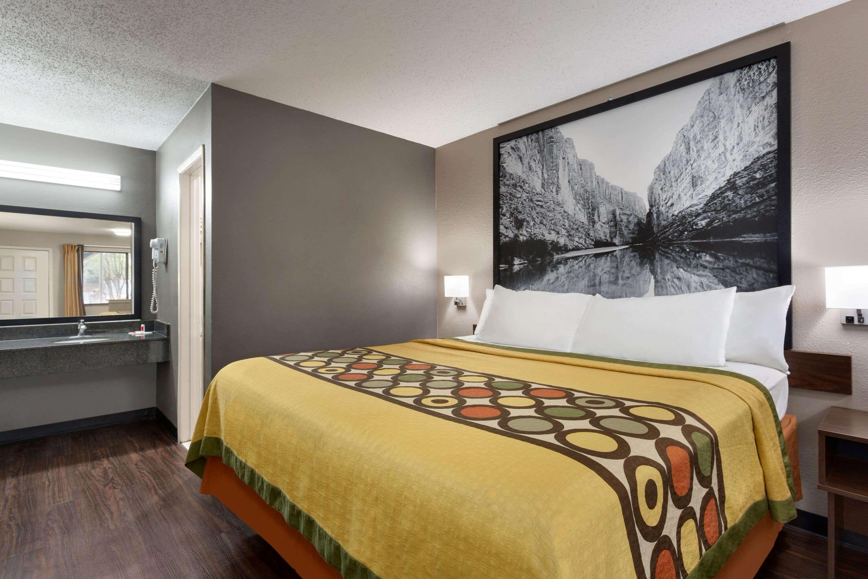 Super 8 By Wyndham Universal City Exteriér fotografie