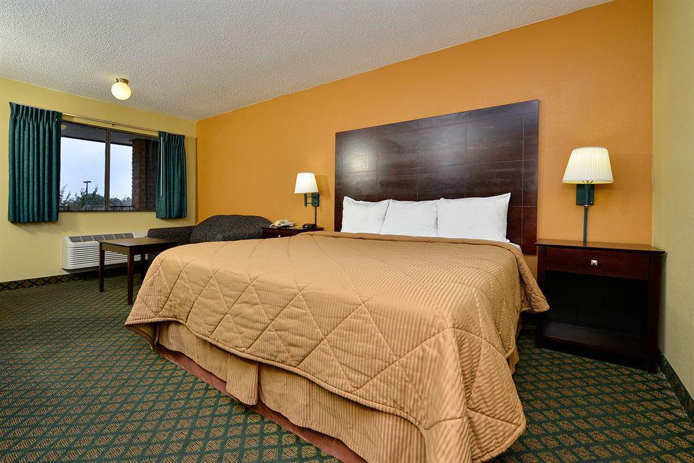 Super 8 By Wyndham Universal City Exteriér fotografie