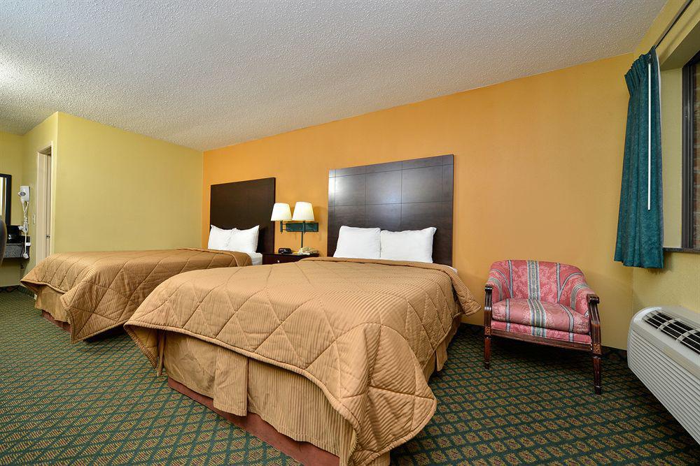 Super 8 By Wyndham Universal City Exteriér fotografie